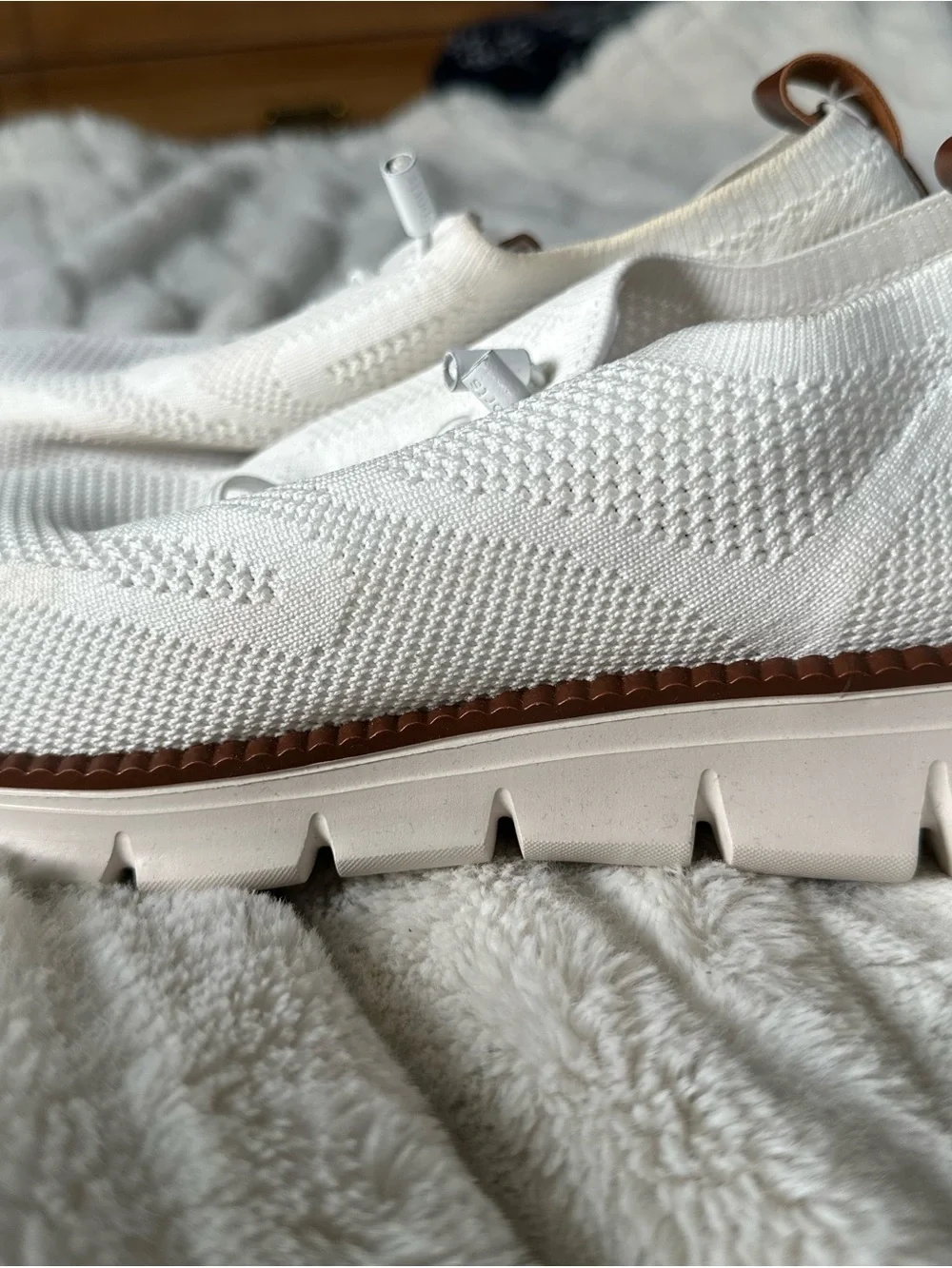 White Slip-On Knit Women's Sneakers with Brown Trim